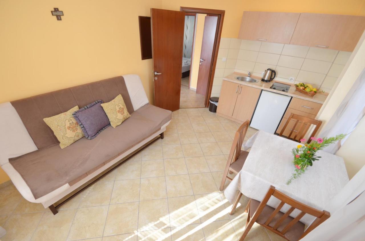 Apartamento Tau Mir I Dobro Kotor Exterior foto